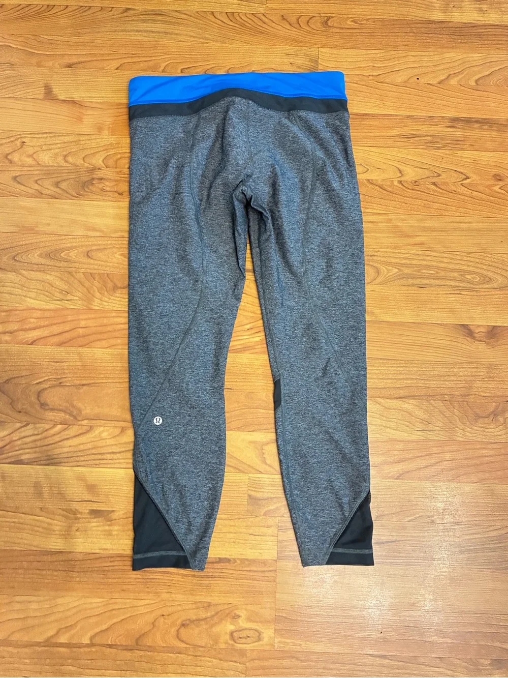 Lululemon Gray Blue High Rise Crop Leggings Zip Pocket Size 10